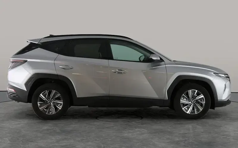 Used Hyundai Tucson SE 230 HP (169 kW) 2023 Silver SUV