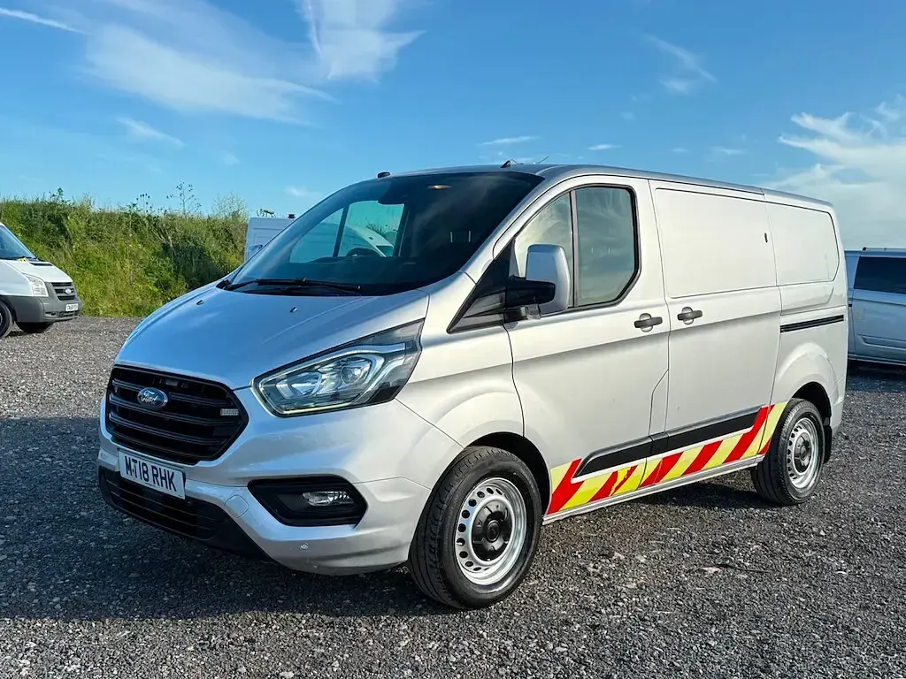 Used Ford Transit Custom Trend 105 HP (77 kW) 2018 Silver Van