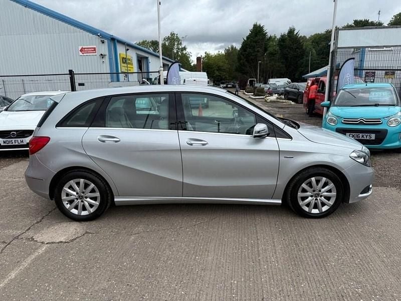 Used Mercedes B180 SE 122 HP (89 kW) 2012 Silver MPV