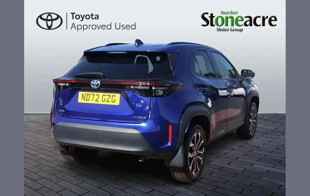 Used Toyota Yaris Cross Design 113 HP (83 kW) 2022 Blue SUV