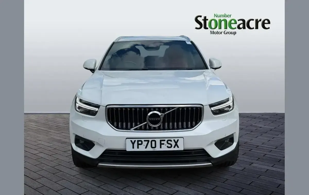 Used Volvo XC40 Inscription 194 HP (142 kW) 2020 White SUV