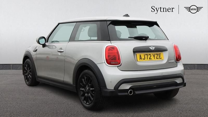 Used Mini Cooper Classic 134 HP (98 kW) 2023 Silver Hatchback