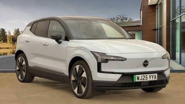 Used 2025 Volvo EX30 Performance SUV | £32,995 (Good price) - Image 1/4