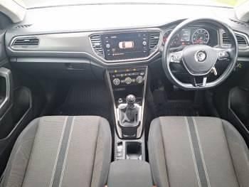 Used VW T-Roc SE 150 HP (110 kW) 2018 White SUV
