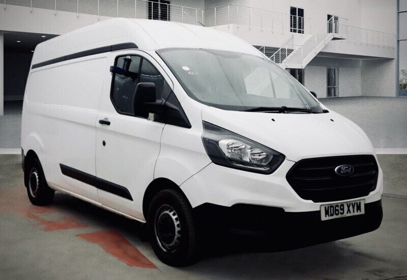 White Used 2020 Ford Transit Custom | £10,000 (Fair price) - Image 1/4