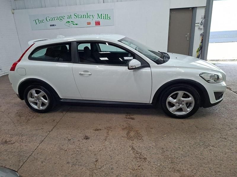 Used Volvo C30 2011 White Hatchback
