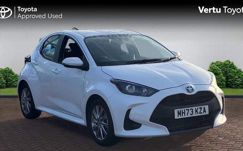 Used 2026 Toyota Yaris Hybrid Hatchback | £18,479 (Super price) - Image 1/4