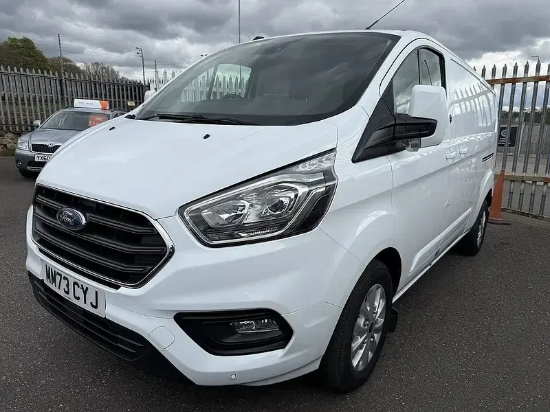 Used Ford Transit Custom Limited 130 HP (95 kW) 2023 White Van