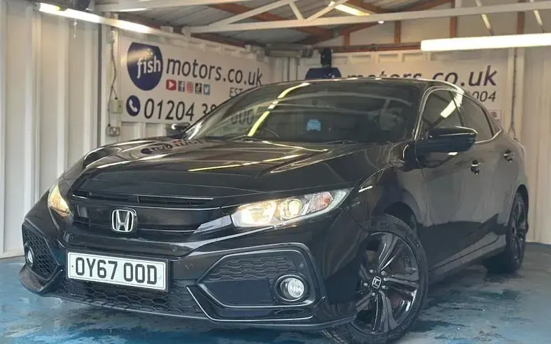 Used Honda Civic EX 129 HP (94 kW) 2017 Hatchback
