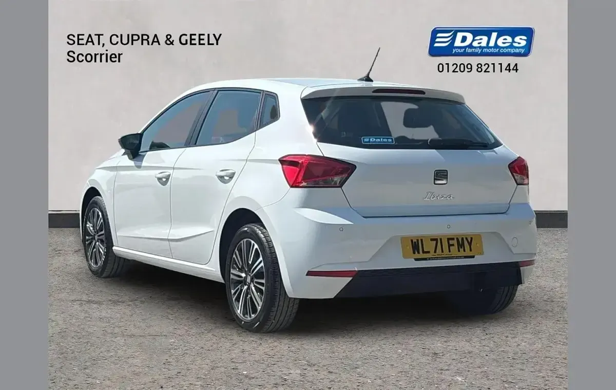 Used Seat Ibiza SE Technology 94 HP (69 kW) 2022 White Hatchback