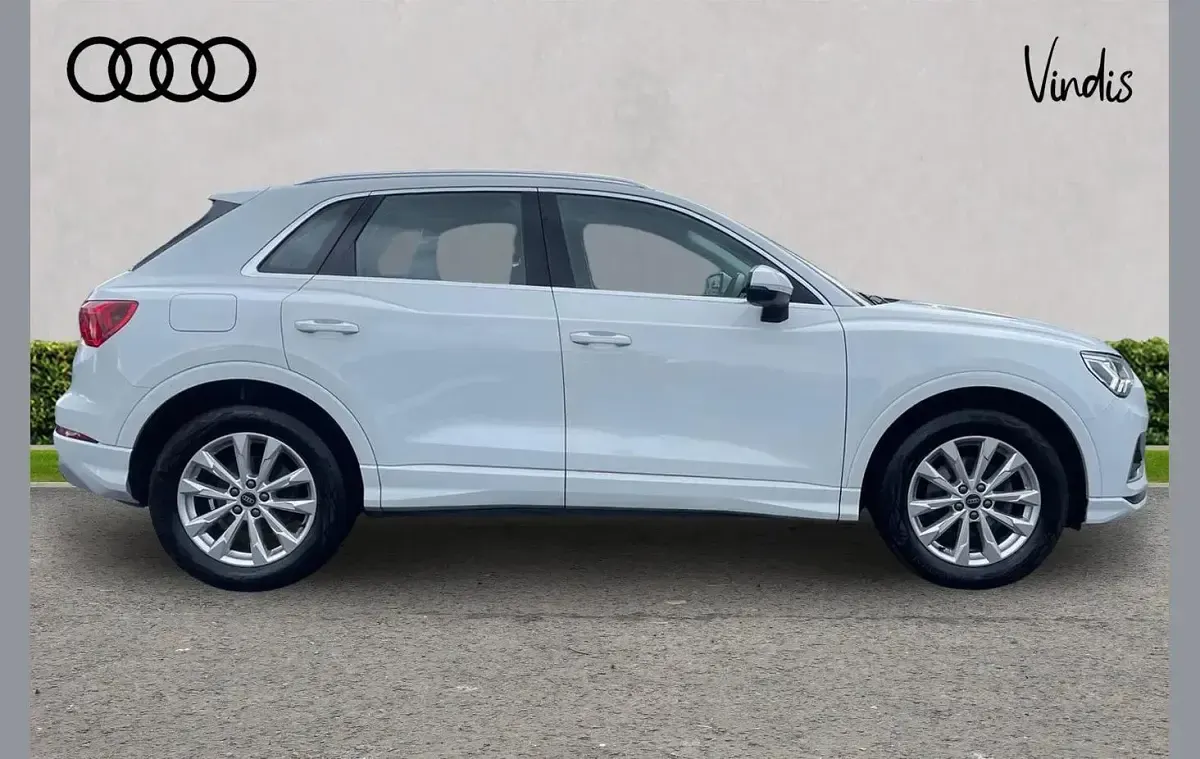 Used Audi Q3 Sport 150 HP (110 kW) 2023 White SUV