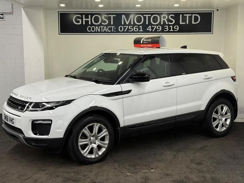 Used Land Rover Range Rover evoque SE 2017 White Estate