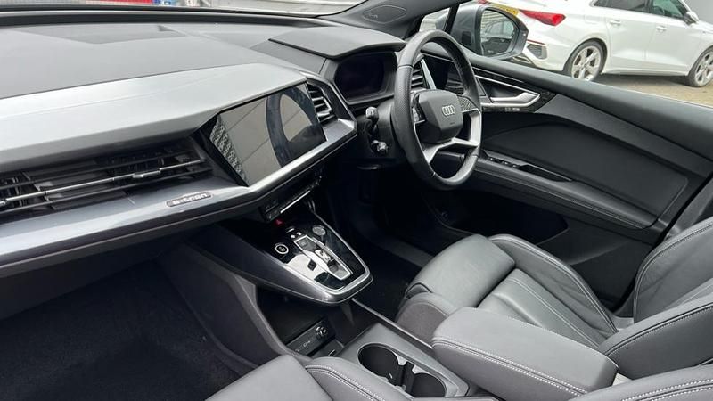 Used Audi Q4 e-tron S-Line 150 kW (204 HP) 2024 Grey SUV