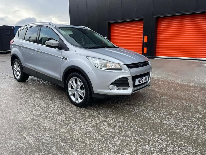 Used Ford Kuga Zetec 150 HP (110 kW) 2016 Silver SUV