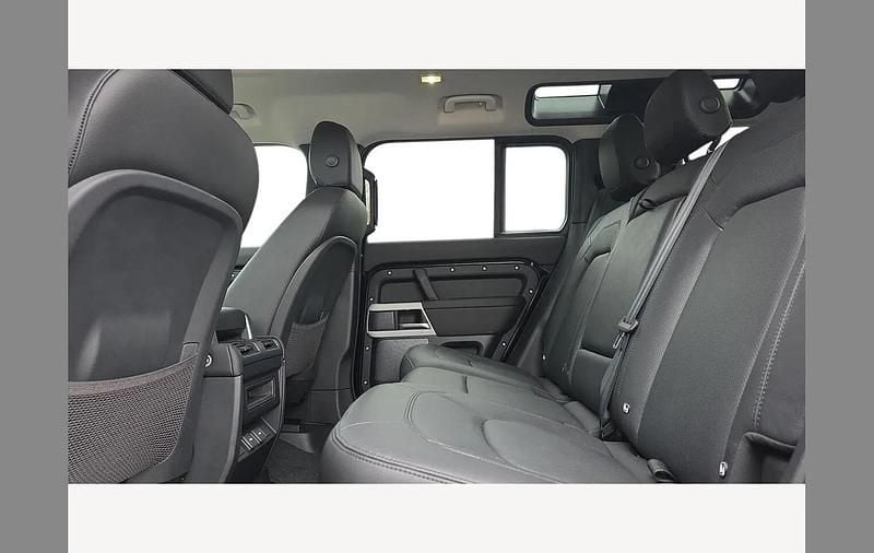 Used Land Rover Defender 250 HP (183 kW) 2023 Black SUV
