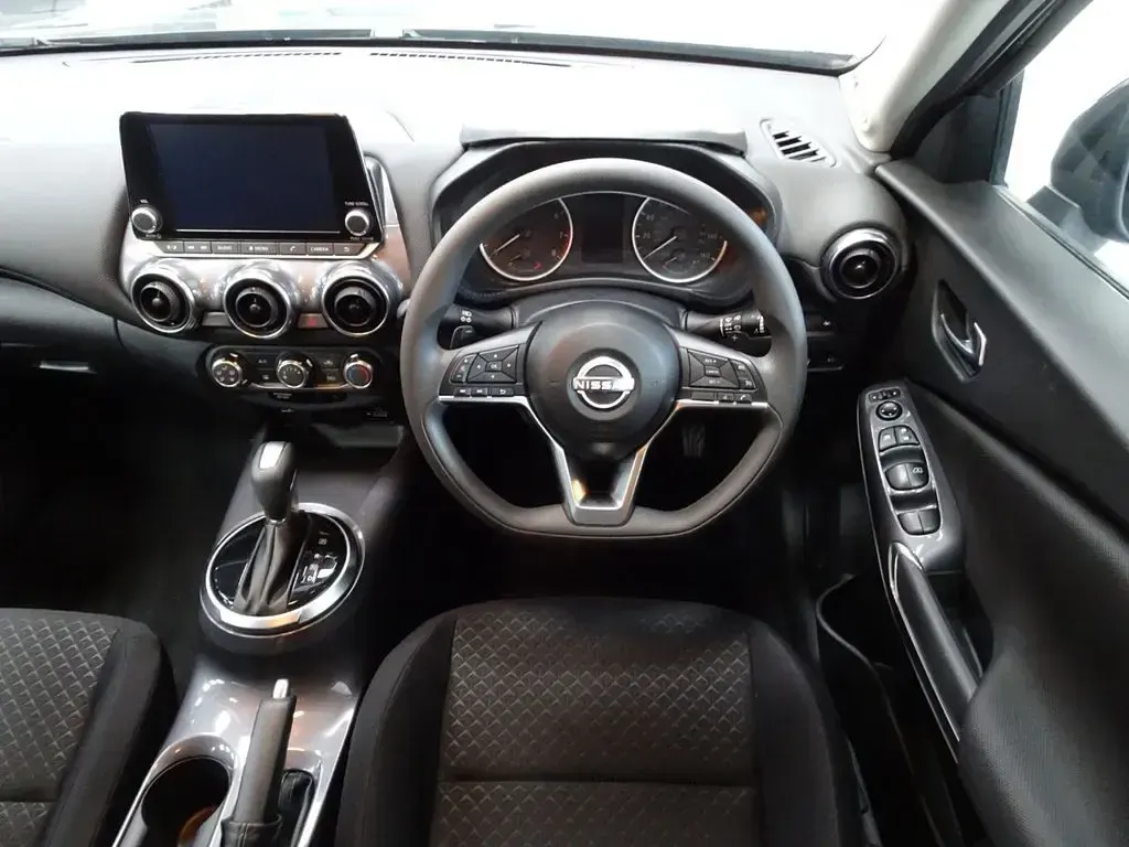 Used Nissan Juke Acenta 117 HP (86 kW) 2024 Black SUV