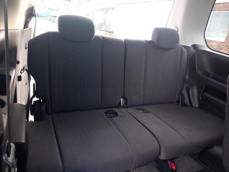 Used Nissan Serena 2007 Silver MPV