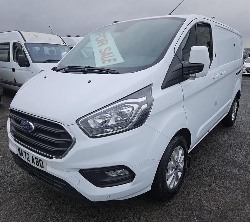 Used Ford Transit Custom Limited 130 HP (95 kW) 2022 White Van
