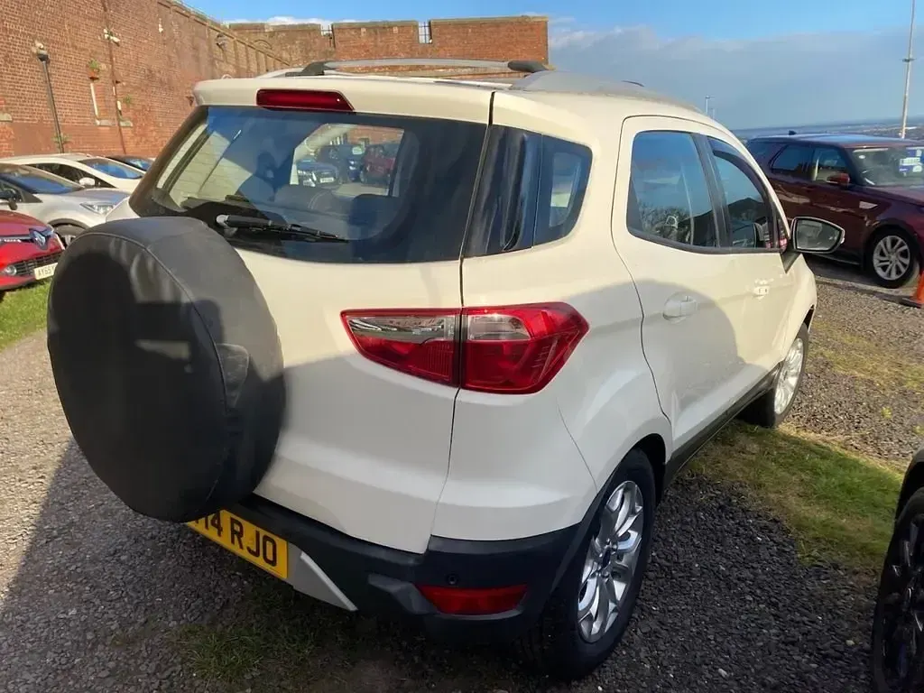 Begagnad Ford Ecosport Titanium 2014 Vit SUV