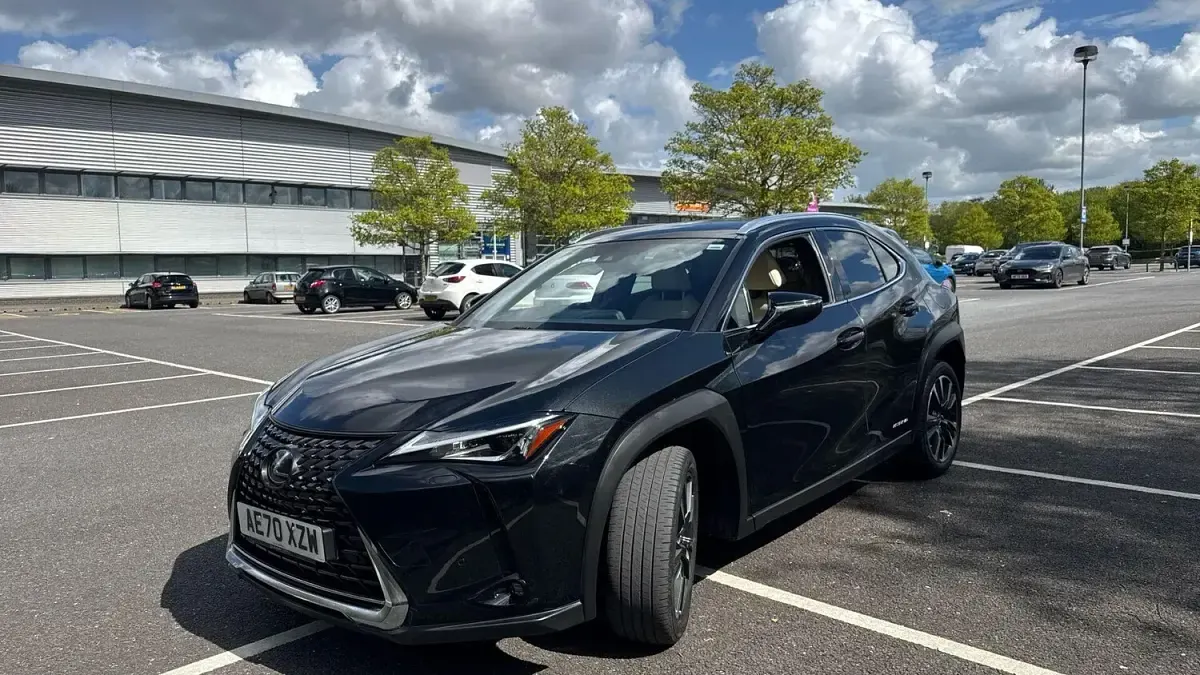 Used Lexus UX 184 HP (135 kW) 2020 Black SUV