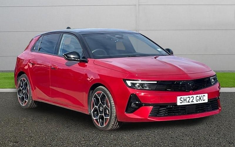 Used Vauxhall Astra GS Line 181 HP (133 kW) 2022 Red Hatchback