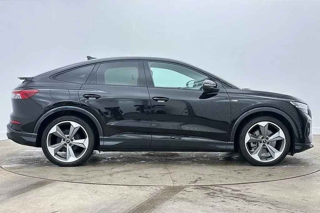 Used Audi Q4 Sportback e-tron Black Edition 82 kW (112 HP) 2026 SUV