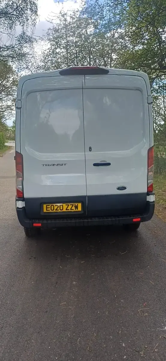Usado Ford Transit Trend 130 HP (95 kW) 2020 Branco Van