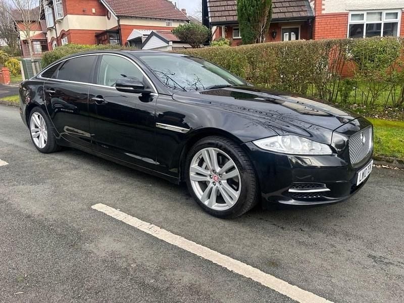 Used Jaguar XJ Premium Luxury 275 HP (202 kW) 2015 Black Sedan