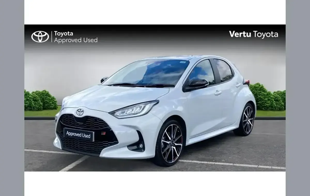 Used Toyota Yaris Sport 128 HP (94 kW) 2024 Grey Hatchback