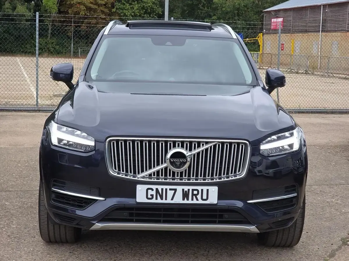 Used Volvo XC90 Inscription 2017 Blue SUV