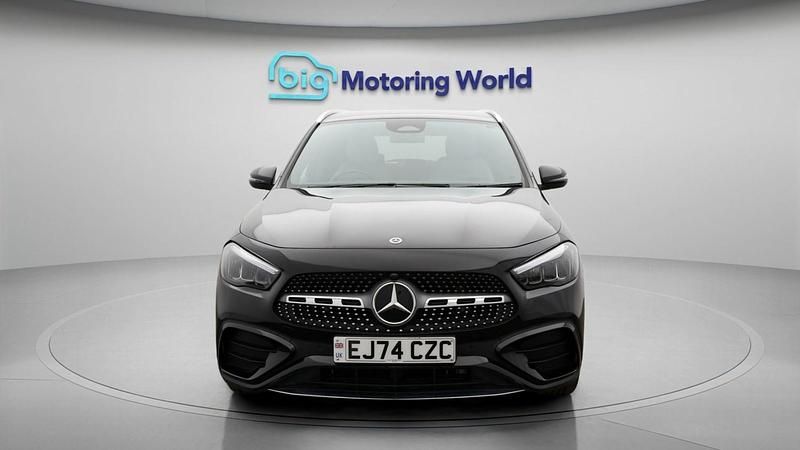 Used Mercedes GLA200 AMG Line Premium 163 HP (119 kW) 2024 Black SUV