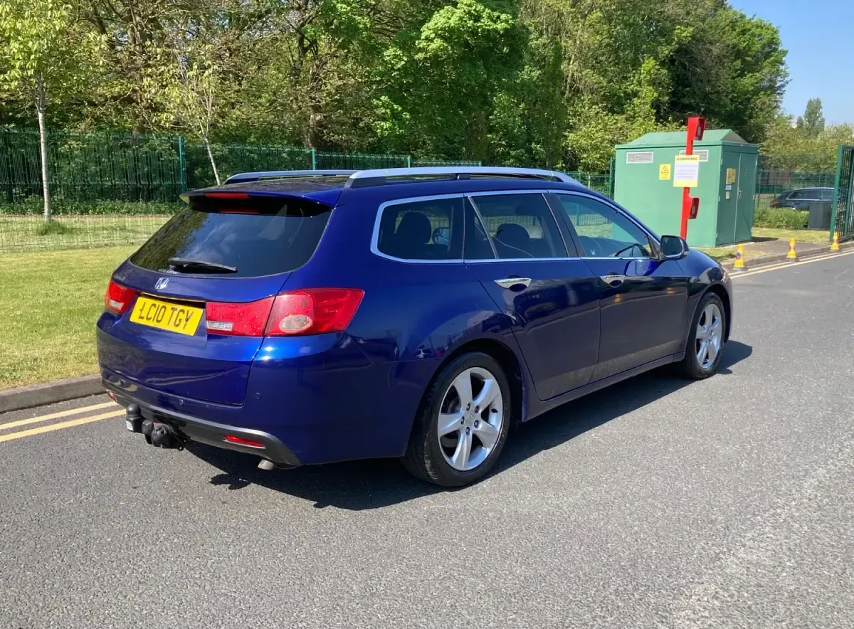 Used Honda Accord EX 2010 Blue Estate