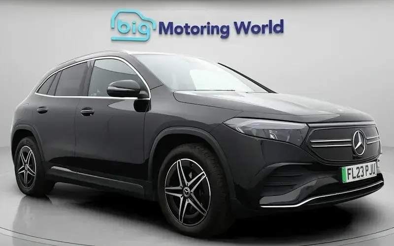Begagnad Mercedes EQA250+ AMG line 139 kW (190 HK) 2023 SUV