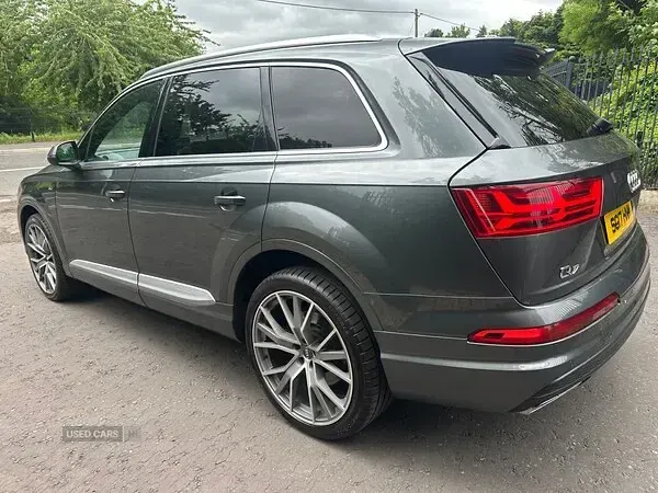 Used Audi Q7 S-Line 218 HP (160 kW) 2017 Grey SUV