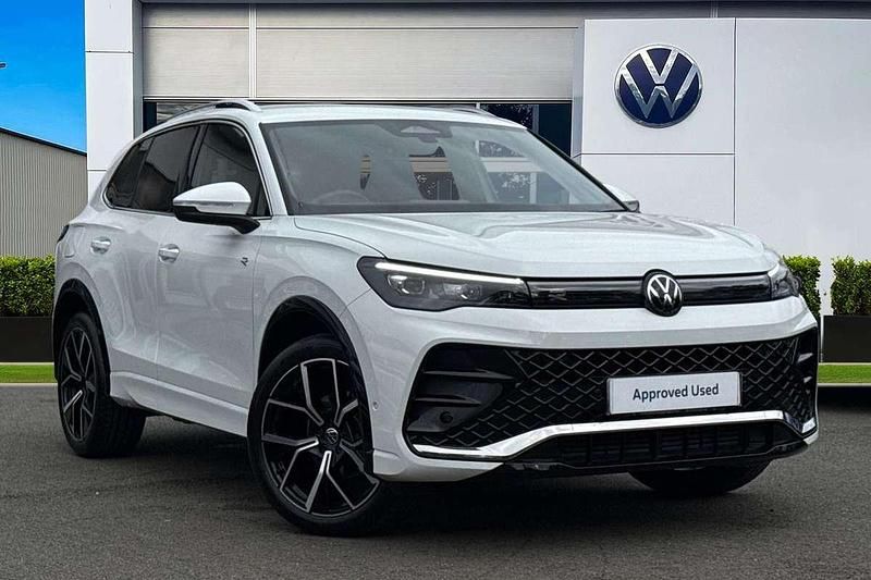 White Used 2025 VW Tiguan R-line SUV | £34,680 (Fair price) - Image 1/4