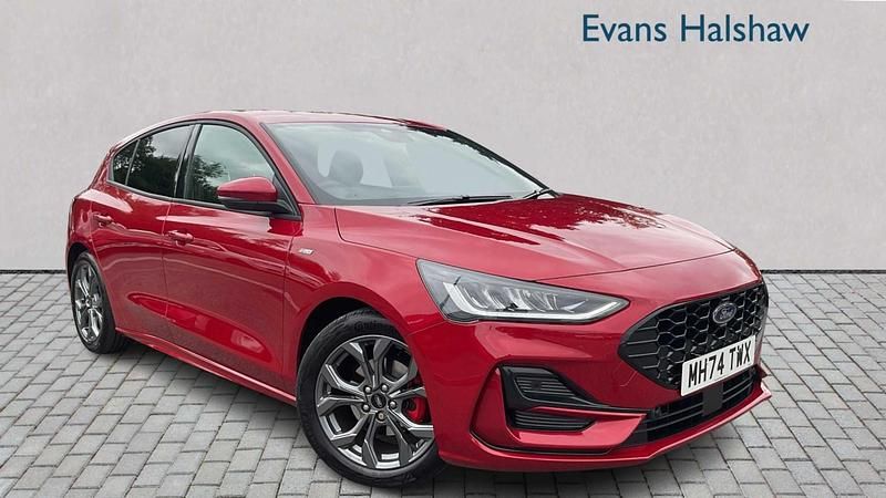 Red Used 2025 Ford Focus ST-Line Hatchback | £19,160 (Fair price) - Image 1/4