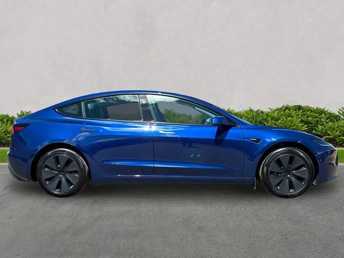 Used Tesla Model 3 RWD 152 kW (208 HP) 2025 Blue Sedan