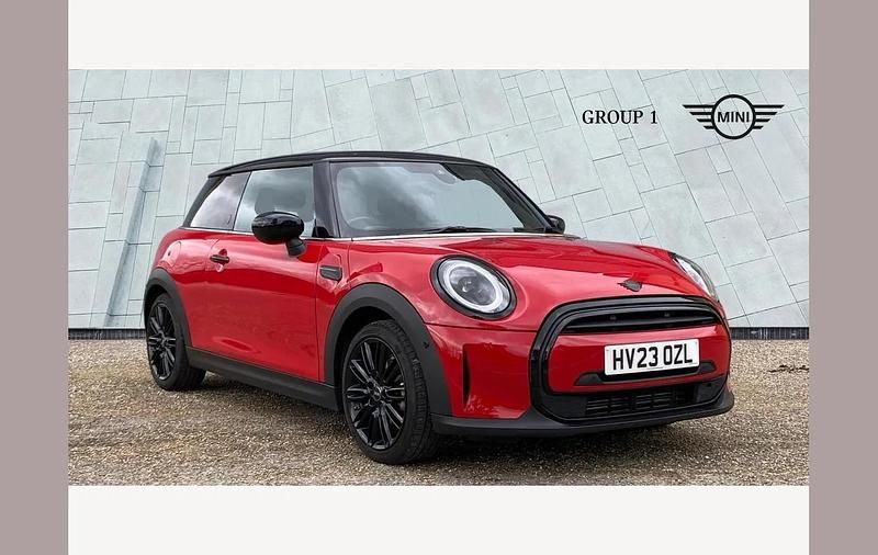 Used Mini Cooper Exclusive 136 HP (100 kW) 2023 Red Hatchback