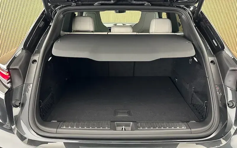 Used Porsche Macan 4 Electric 300 kW (408 HP) 2025 Grey SUV