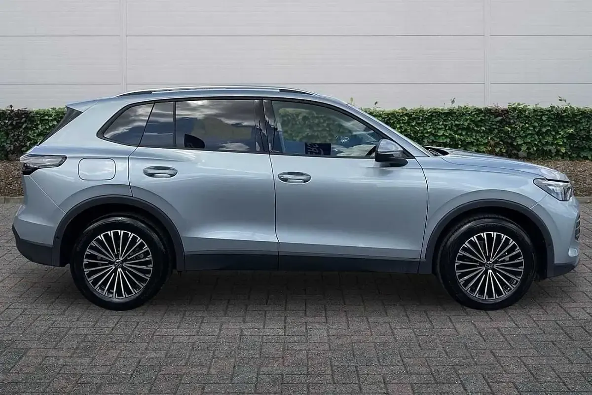 Used VW Tiguan Match 150 HP (110 kW) 2026 Oyster silver SUV