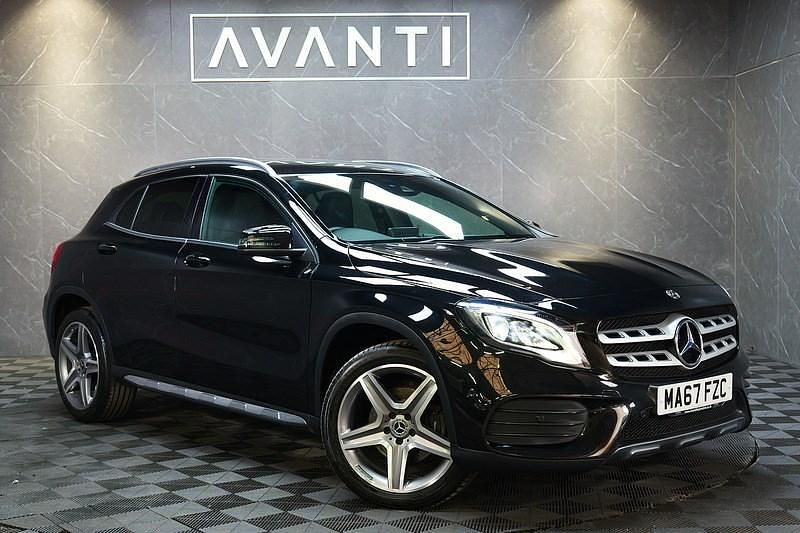Used Mercedes GLA220 AMG Line Premium 177 HP (130 kW) 2017 Black SUV