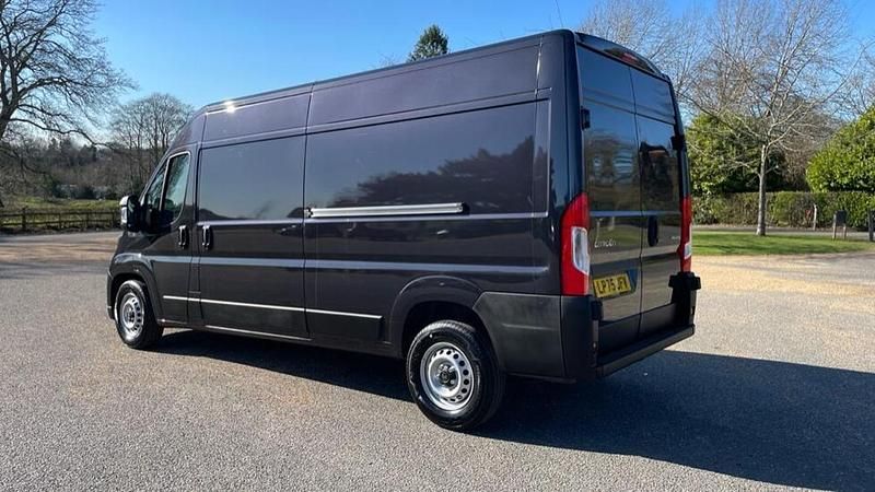 New Citroën Relay 138 HP (101 kW) 2026 Grey Van