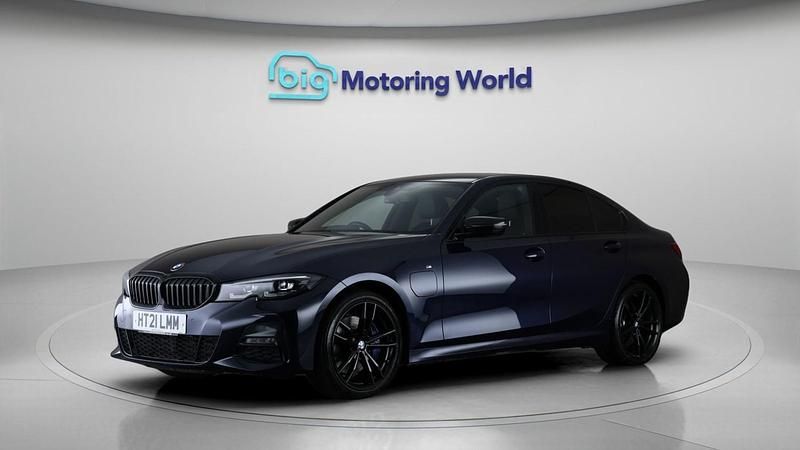 Used BMW 330e M Sport 292 HP (214 kW) 2021 Blue Sedan