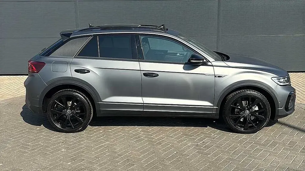 Used VW T-Roc 150 HP (110 kW) 2025 SUV