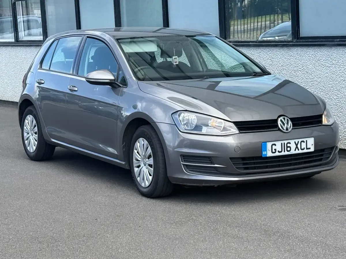 Used VW Golf VII S 110 HP (80 kW) 2016 Grey Hatchback