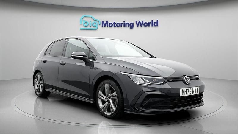 Used VW Golf VIII R-line 148 HP (108 kW) 2024