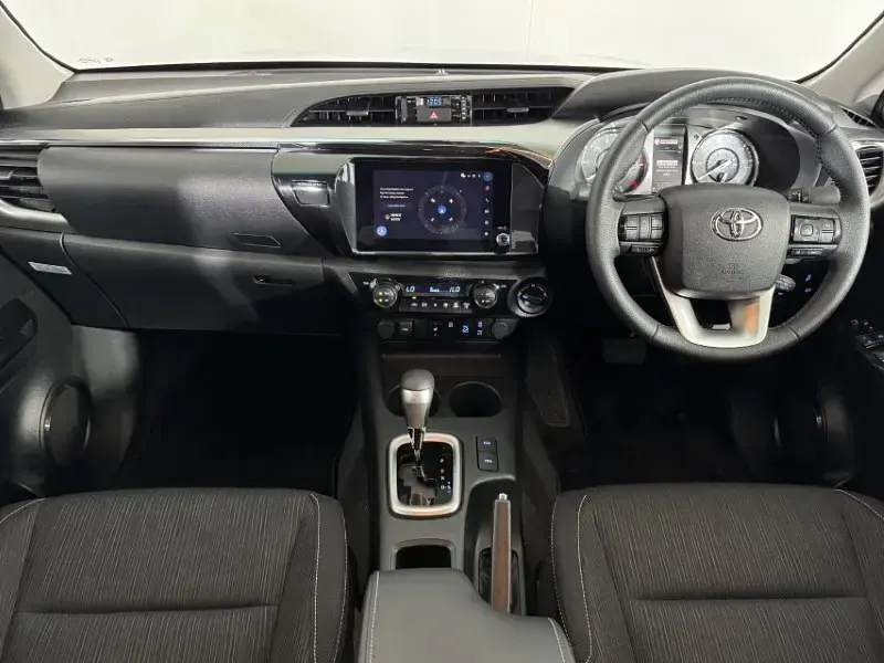 New Toyota HiLux 150 HP (110 kW) 2026 Silver Pickup