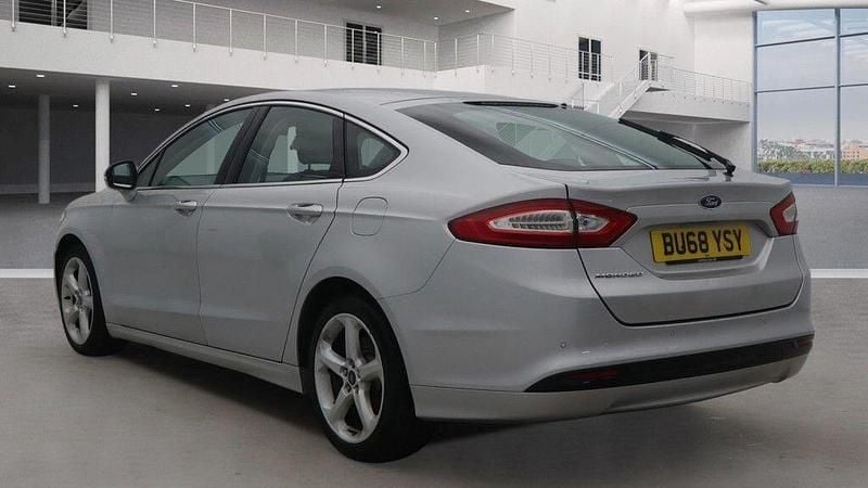 Used Ford Mondeo Titanium 150 HP (110 kW) 2018 Silver Hatchback