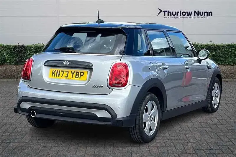 Used Mini Cooper Classic 136 HP (100 kW) 2023 Silver Hatchback