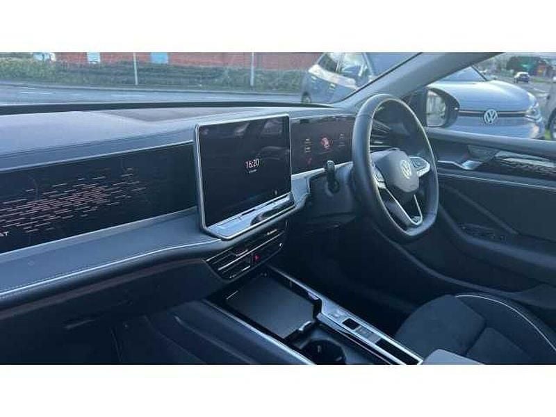 Used VW Passat 265 HP (194 kW) 2025 Estate